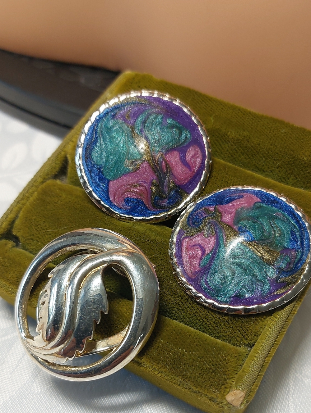 Vintage 1980s Abstract Enamel Swirl Earrings Silver Leaf Scarf Clip Set
